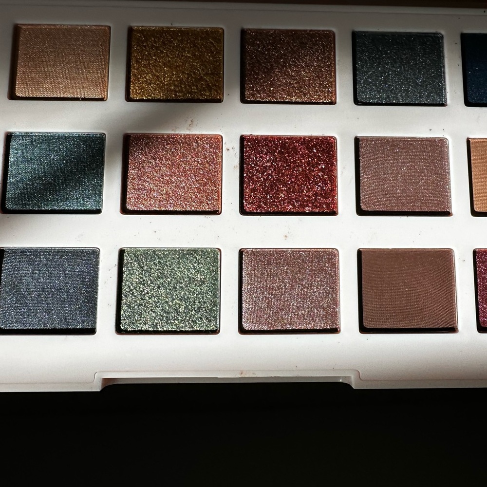 Multi-Color Eyeshadow Palette by Ciate